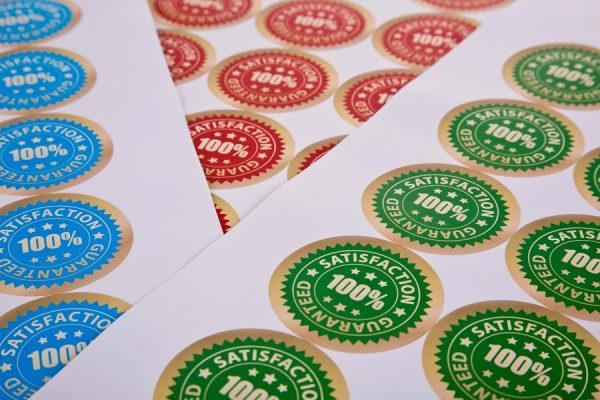 In sticker theo yêu cầu TPHCM